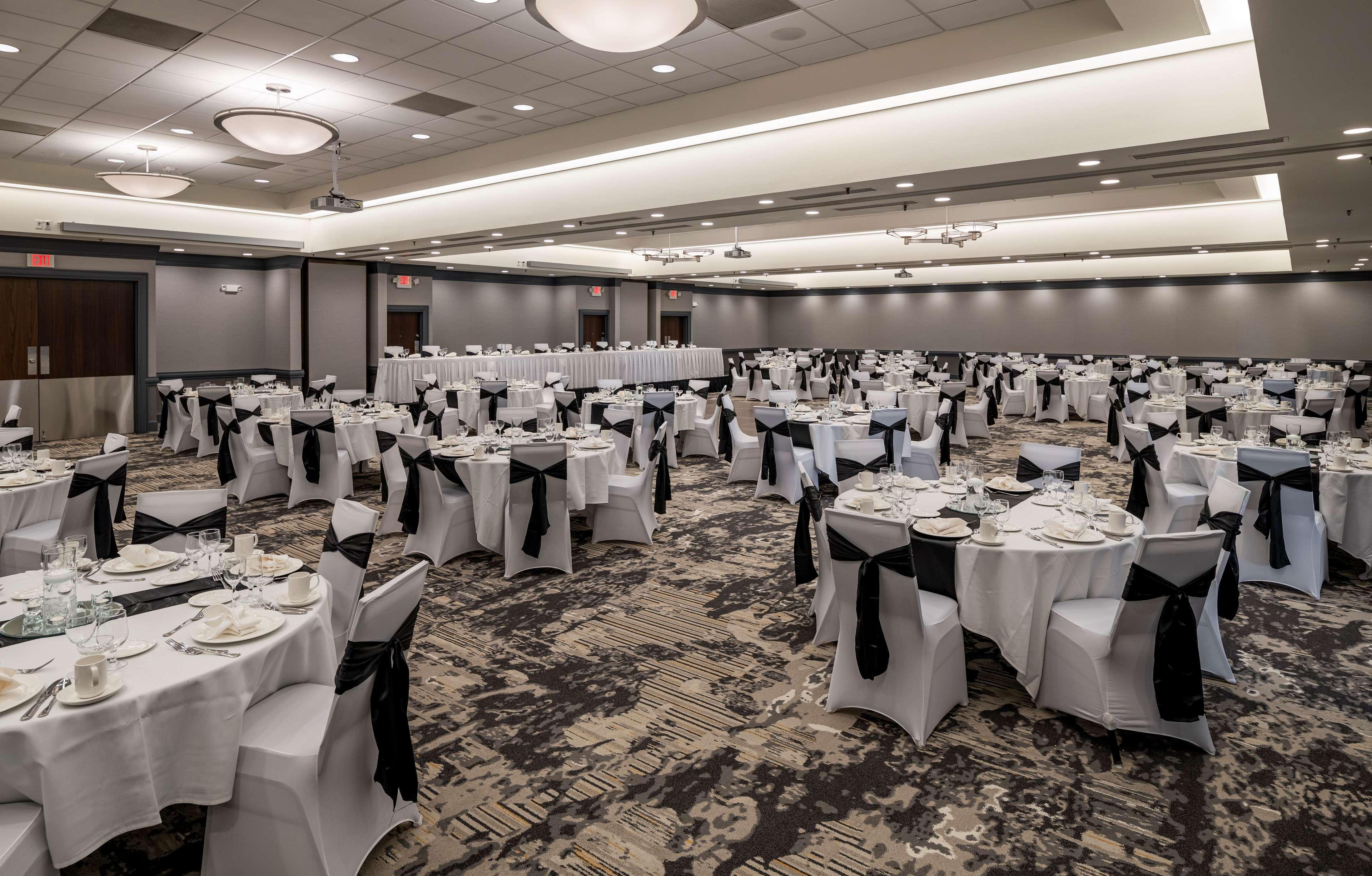Doubletree By Hilton Madison East Hotell Eksteriør bilde