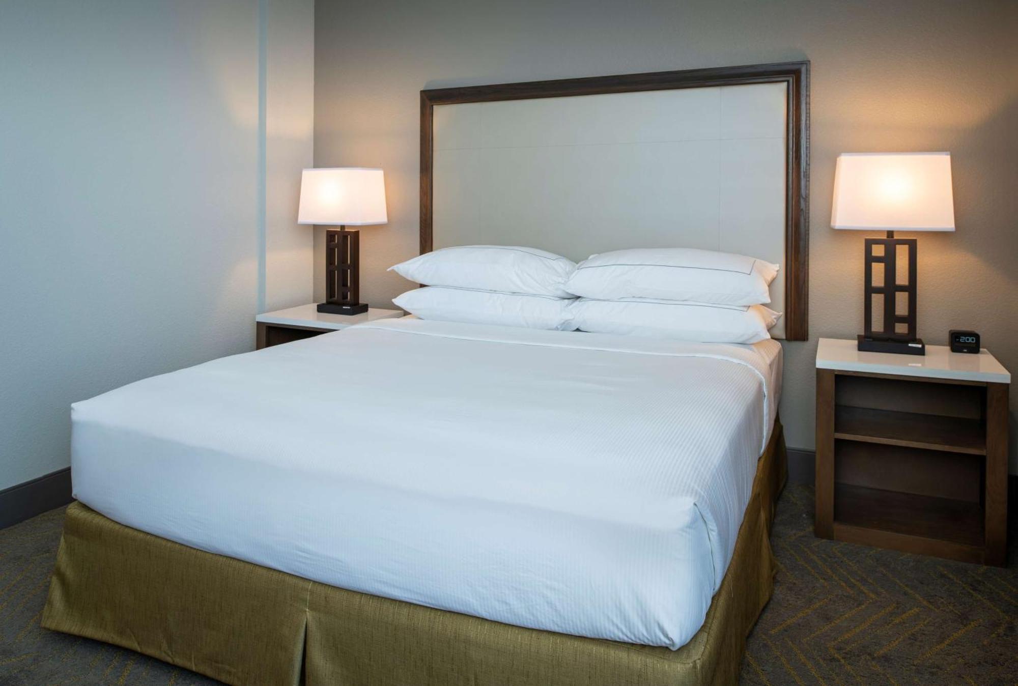 Doubletree By Hilton Madison East Hotell Eksteriør bilde