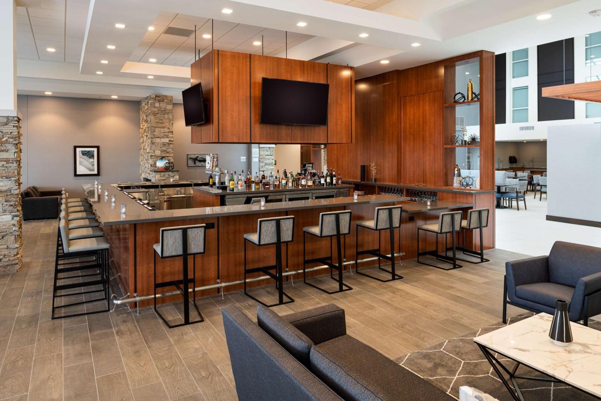 Doubletree By Hilton Madison East Hotell Eksteriør bilde