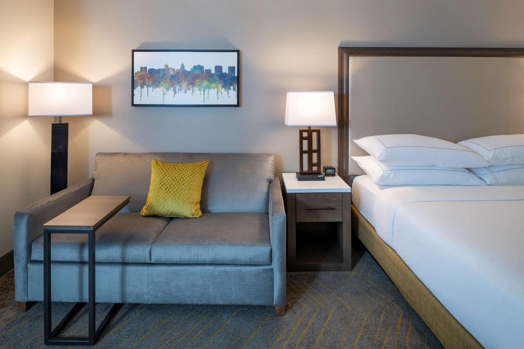 Doubletree By Hilton Madison East Hotell Eksteriør bilde